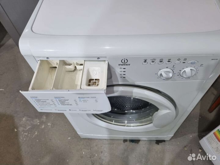 Стиральная машина indesit