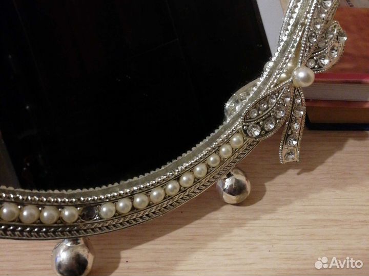 Зеркало настольное овальное