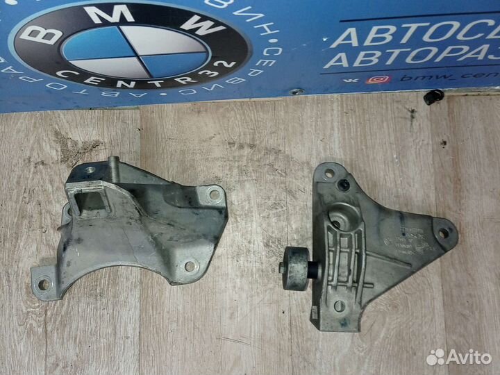 Кронштейн двс на BMW 5 f10 n52