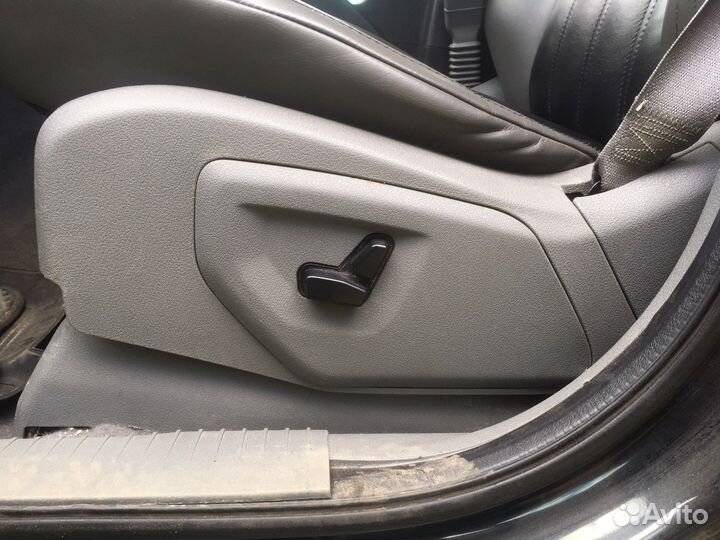 Сиденья Jeep Grand Cherokee WK