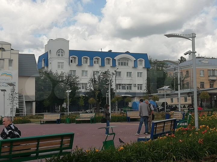 Офисное помещение, от 15 до 20 м²