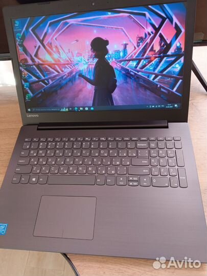 Lenovo 4ядра/8гб/2 видеокарты/батарея держит заряд