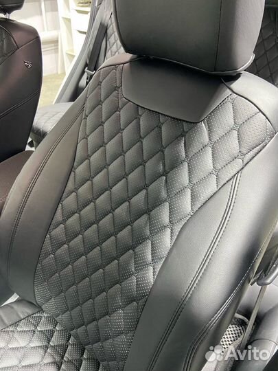 Чехлы Байрон Hyundai Elantra 6(18-20) чёрный ромб