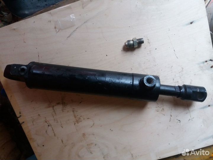 Гидроцилиндр Pном 16 мпа Дп 45 ход 200