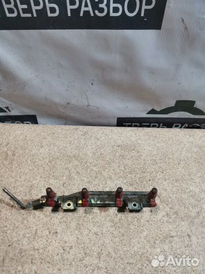 Топливная рейка Nissan Primera P12 1.8 2002-2008