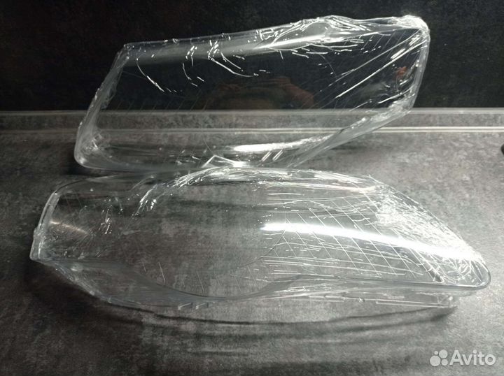 Стекло фары passat b6