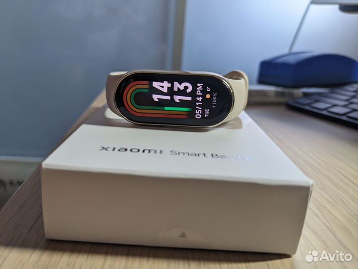 Фитнес браслет Xiaomi Band 8