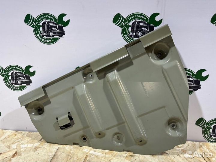 Консольный кронштейн Mercedes Actros