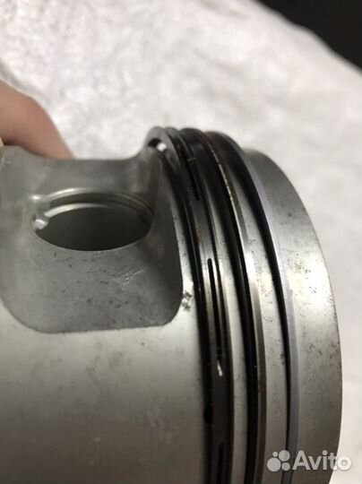 Поршень BMW M20 B25