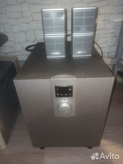 Активный сабвуфер Odeon AV500