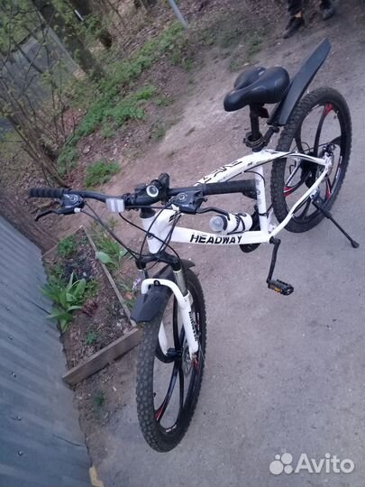 Велосипед на литых дисках