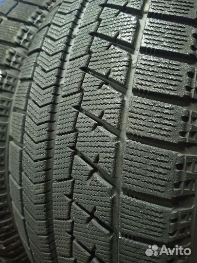 Bridgestone Blizzak VRX 225/60 R16 98S