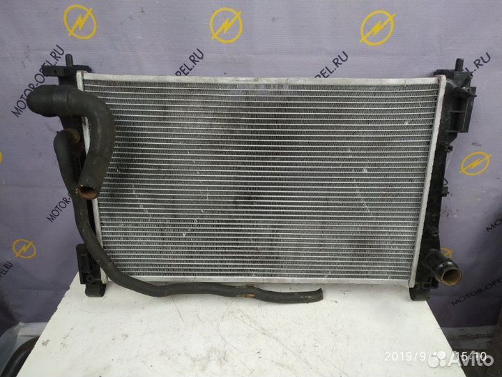 Радиатор двс Opel Corsa D Z13DTH