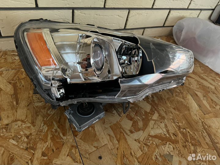 Фара mitsubishi lancer 10 правая