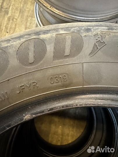 Goodyear EfficientGrip 205/60 R16