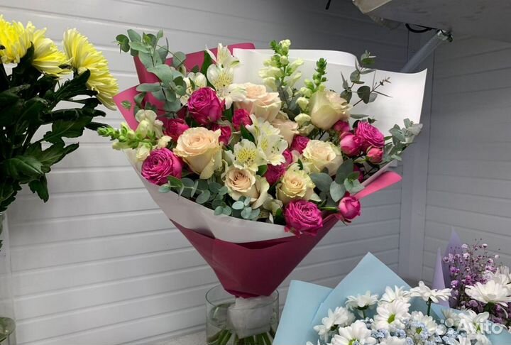 Букеты / доставка цветов / гвоздика
