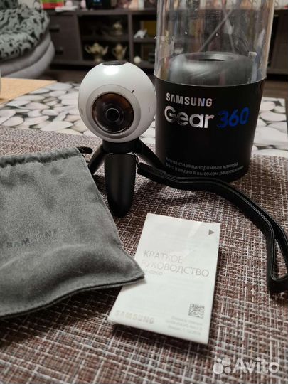 Камера Samsung Gear 360