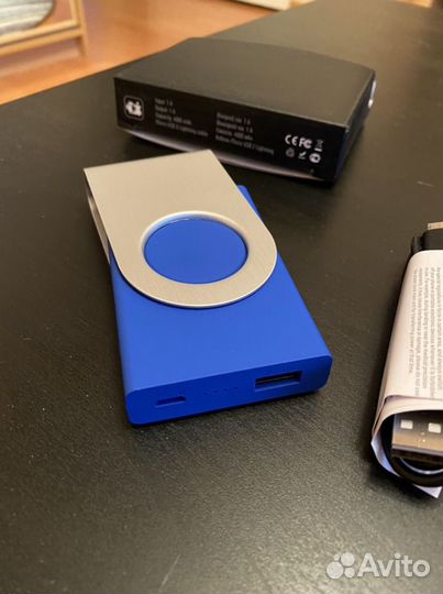 Внешний аккумулятор новый