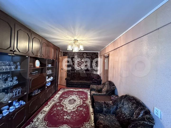 3-к. квартира, 49 м², 3/5 эт.