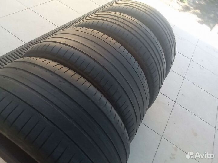 Pirelli P Zero 275/40 R21 и 315/35 R21