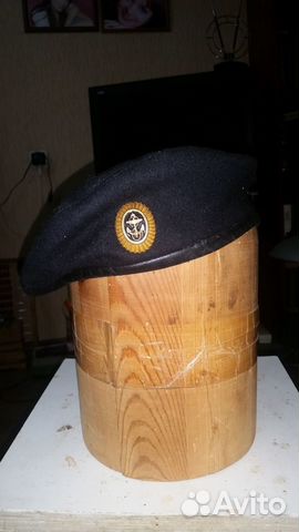 Берет мужской черный, шерстяной. 