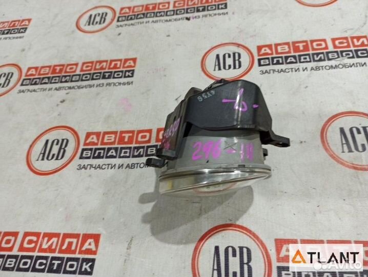 Туманка левая toyota esquire