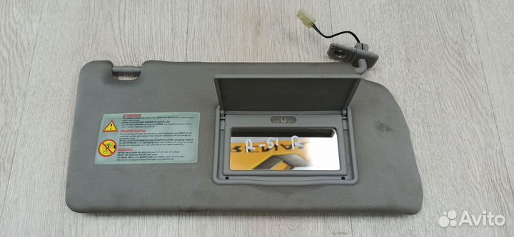 Козырек солнцезащитный Nissan pathfinder R51 Прав