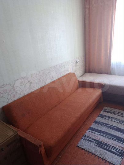 Комната 19 м² в 4-к., 8/9 эт.