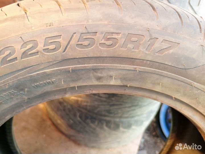 Viatti Strada 2 (V-134) 225/55 R17