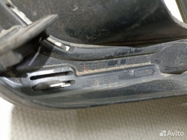 Накладка противотуманной фары передняя правая