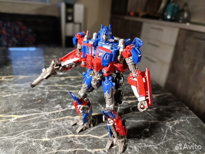 Transformers hasbro Optimus Prime ss32