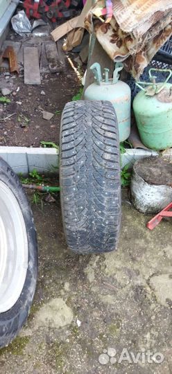 Pirelli Formula Ice 205/60 R16