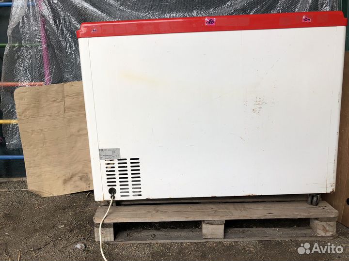 Продам морозильную камеру