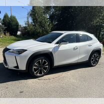 Lexus UX 2.0 CVT, 2022, 10 км, с пробегом, цена 4 200 000 руб.