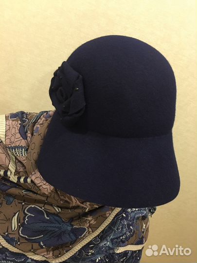 Шляпа шерсть глубокого синего цвета