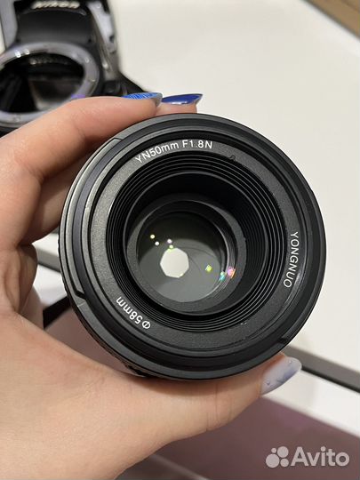 Nikon d5100 + nikkor 18-55mm + yongnuo 50mm