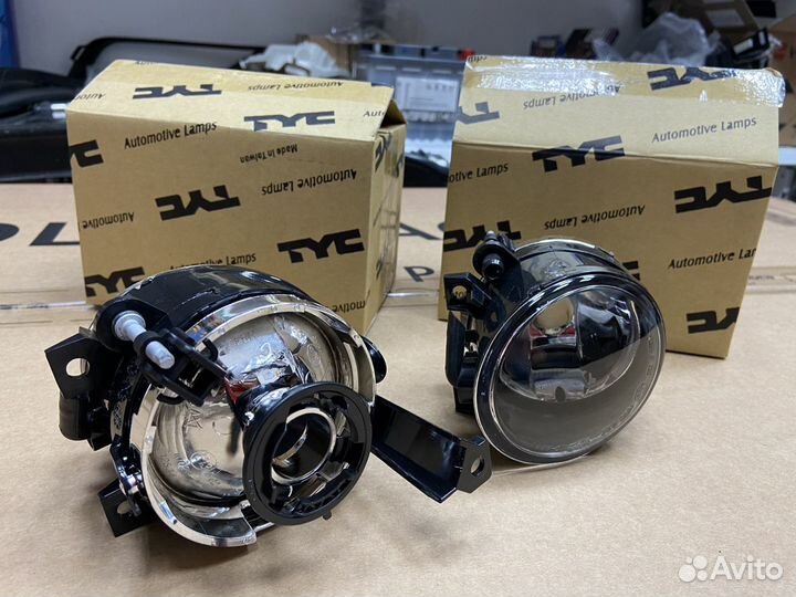За 1шт Фара птф Тайвань TYC VW Polo Sedan 10-15