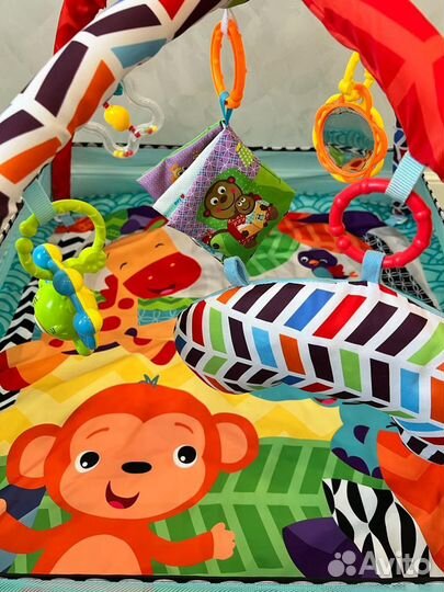 Развивающий коврик