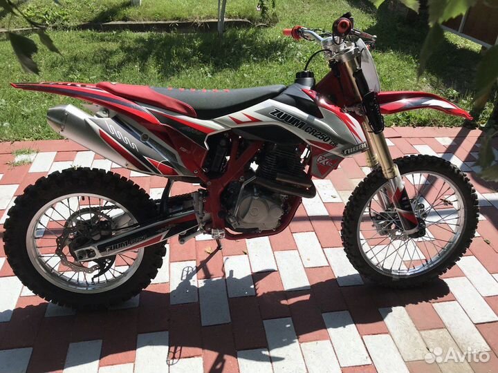 Мотоцикл zuum CR250CB