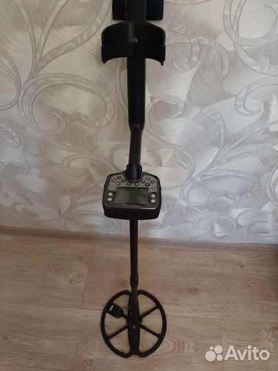Металлоискатель minelab етрек