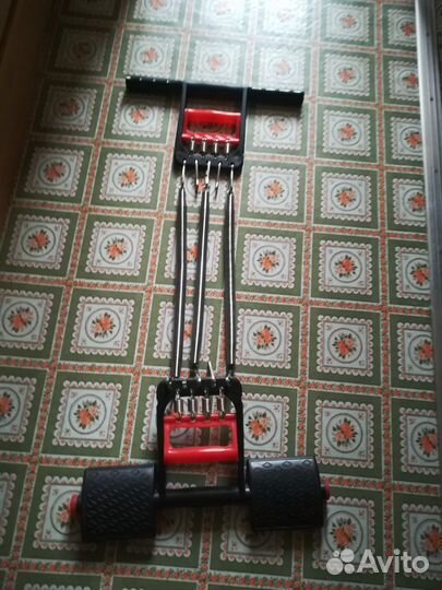 Эспандер универсальный