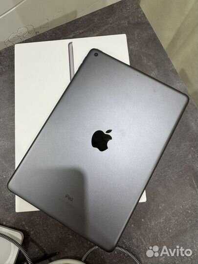 iPad 9 2021 64gb cellular