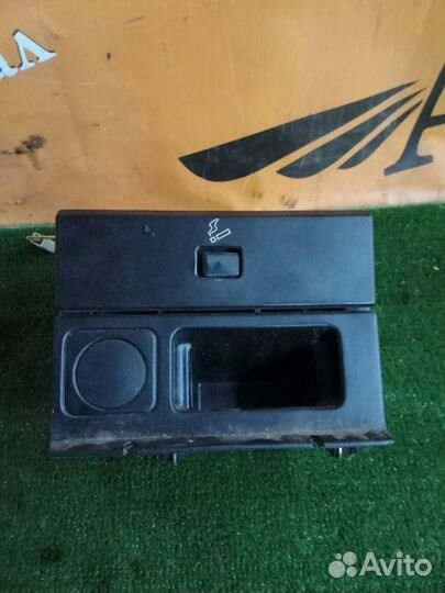 Пепельница Газ 31105 406 2005