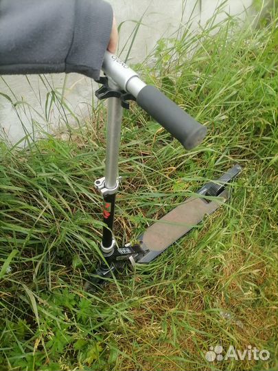 Самокат детский, б.у. для детей 10-12 лет