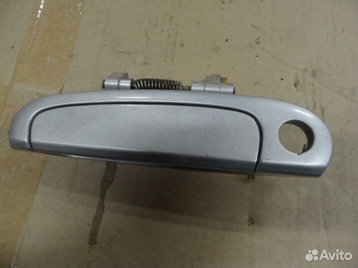 Kia Picanto 2009г ручка передней левой двери наруж