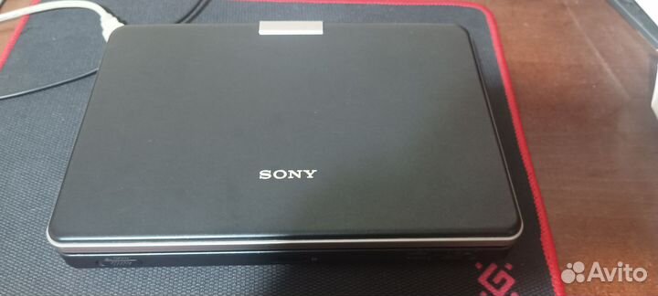 Портативный плеер dvd Sony DVP-FX810