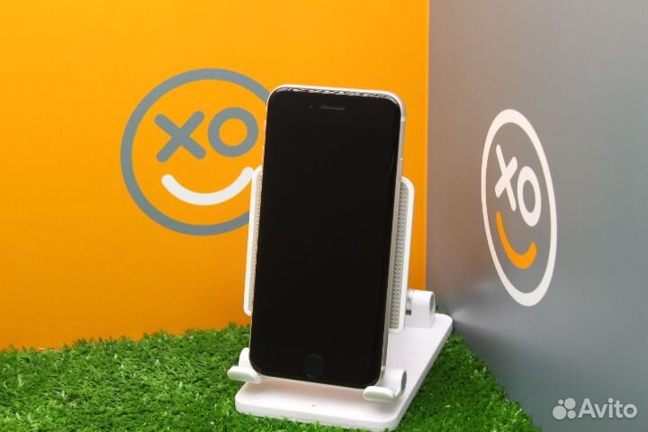 iPhone SE (2022), 64 ГБ