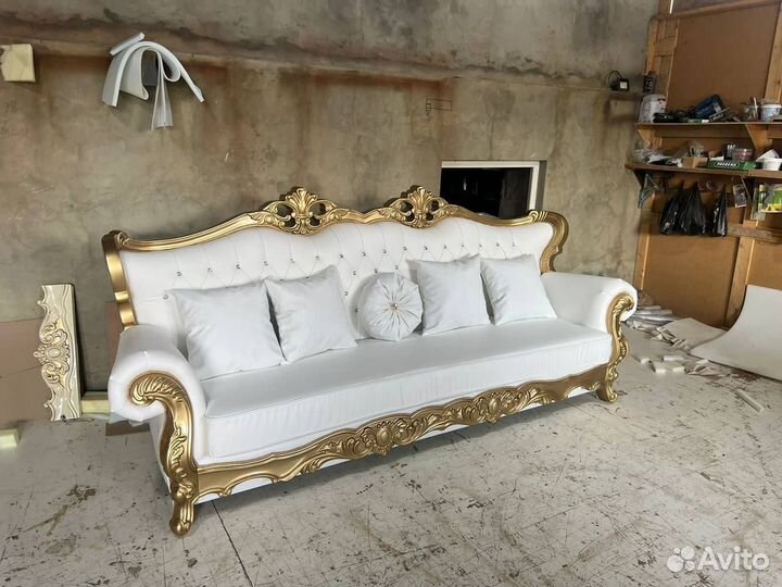 Диван Фараон белый