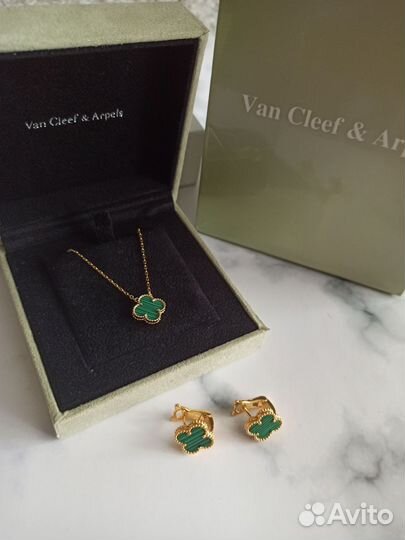 Серьги Van Cleef