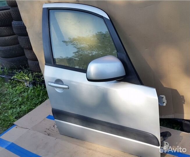 Дверь правая suzuki SX4
